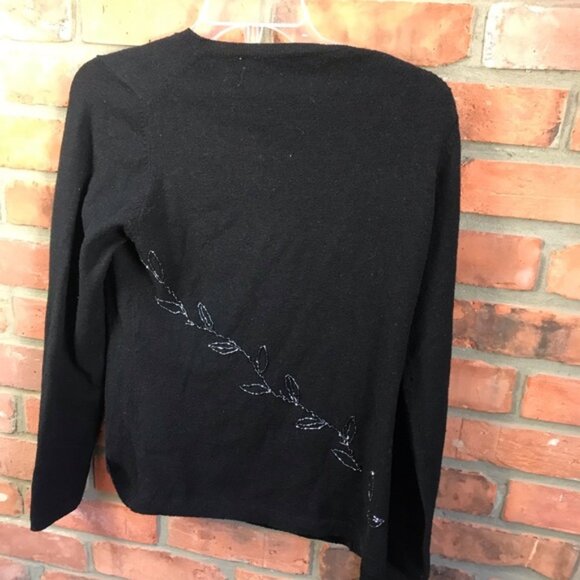 Holt Renfrew Vintage Beaded Leaves Wool Crew Neck Sweater Appliqué Knit Black M - Picture 3 of 15